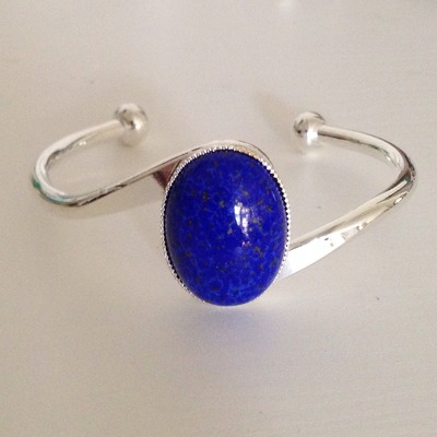 Royal blue stone bangle