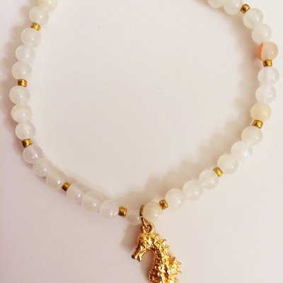 Natural stone bracelet