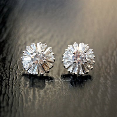 Wedding earrings in a touch of vintage  - style # e160 : luxe in bloom