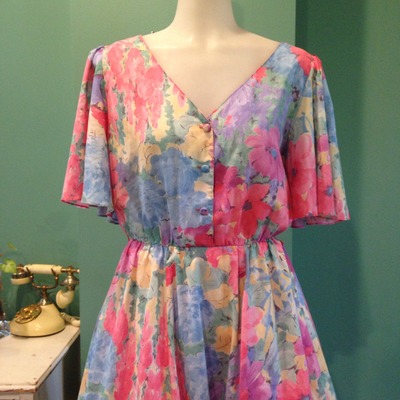 80's garden  - Thumbnail 1