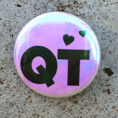 Qt pinback button