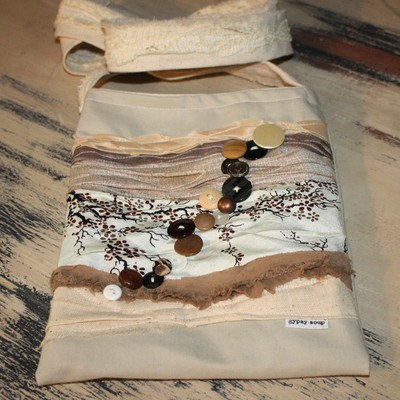P400 across body pouch
