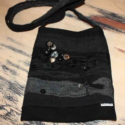 P405 across body pouch