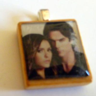 Delena scrabble pendant