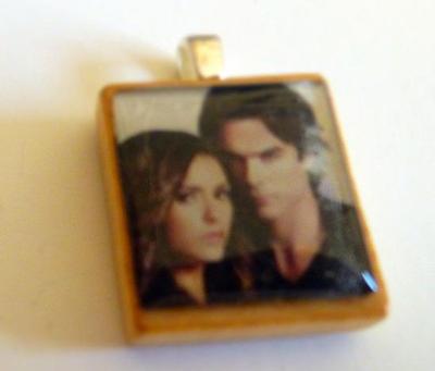 Delena scrabble pendant