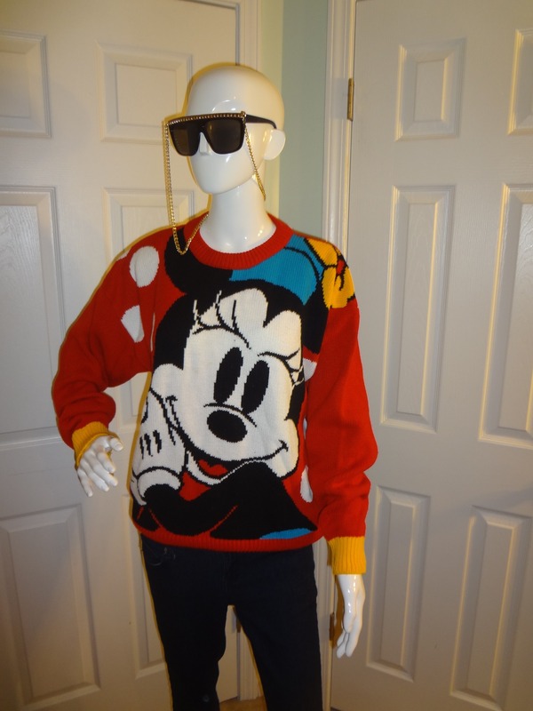 Vintage Mickey & Co Sweater Size L-XL 