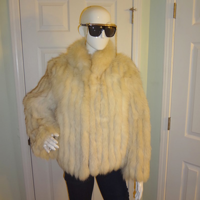 Vintage saga fox fur coat size l
