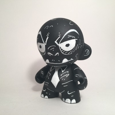 Dylan Skully 4" Kidrobot Munny doodle