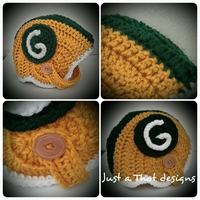 Football Helmet hat - Crochet - Thumbnail 1