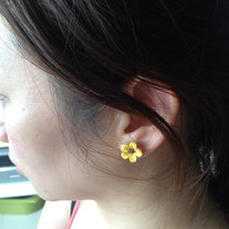 lucy. little wild flower stud earrings in romantic baby blue colour - Thumbnail 3