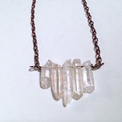 Baby bib quartz necklace