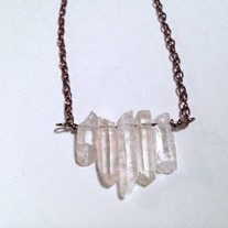 Baby bib quartz necklace