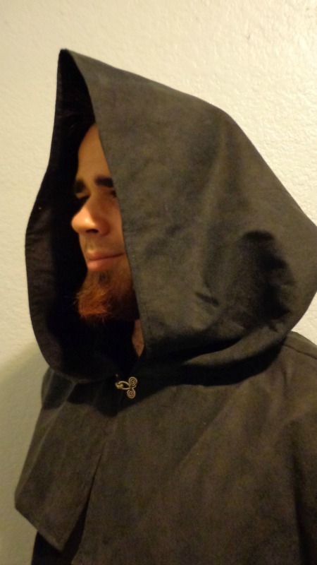 Black Traveling Hood