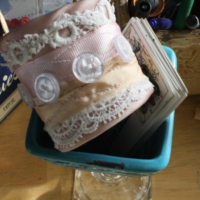 Tc120 kneck tie wrist cuff