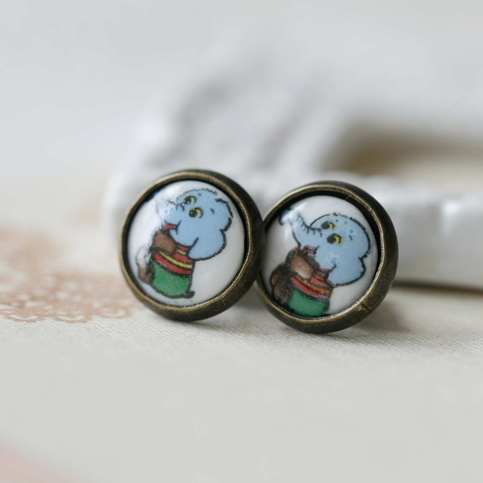 vintage cartoon elephant stud earrings.