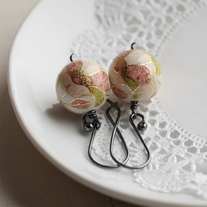 elegant gold japan tensha beads earrings.