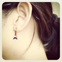 Le Paris. Petite Eiffel Tower Stud Earrings. - Thumbnail 1