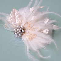 Bridal Feather Hair Piece Vintage Inspired : Luxe in Bloom - Thumbnail 3