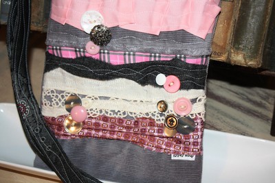 P414 Across Body Pouch 