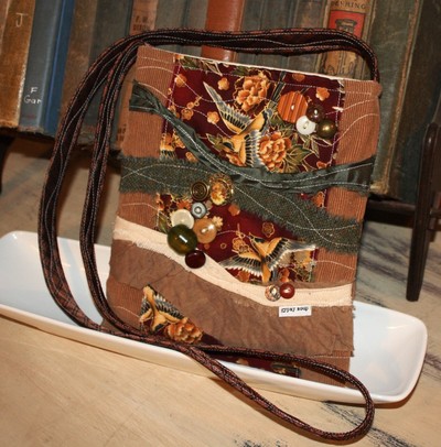 P416 Across Body Pouch 