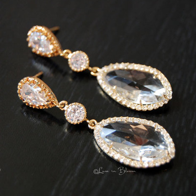 Drop wedding earrings in clear czech - style # e156c : luxe in bloom