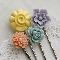 mary ann. spring floral hair pins set - Thumbnail 1