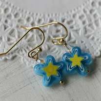 twinkle twinkle little star earrings.