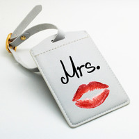 Personalized Set of Mr. and Mrs. Luggage Tags - His and Hers Luggage Tags -  Mustache Lips - Wedding Gift  - Travel Bag Tags Two tags (K23) - Thumbnail 3