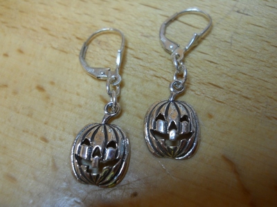 Grinning Jack O Lantern Earrings