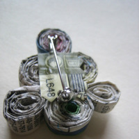Eco Brooch - Upcycled Phone Book Pages - Thumbnail 4