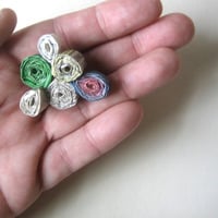 Eco Brooch - Upcycled Phone Book Pages - Thumbnail 3