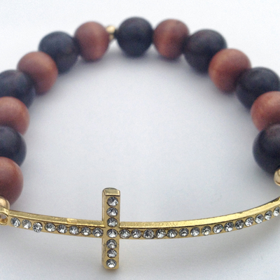Contrast wood bracelet