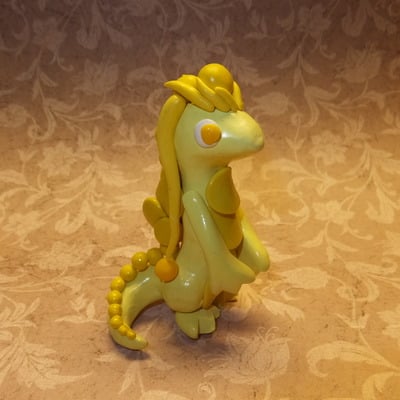 Yellow circle dragon