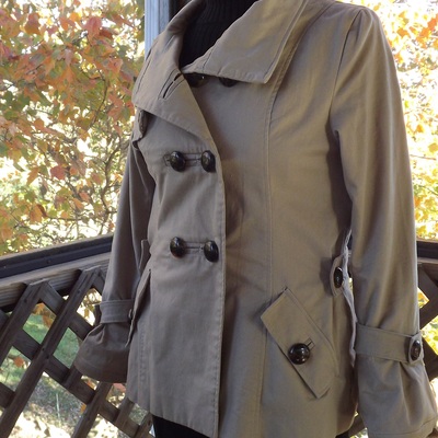 Womens canvas trench coat, short brown coat, size large