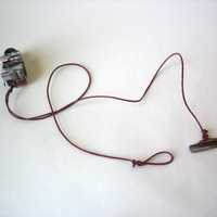 Reclaimed Paper and Black Pearl Necklace - Thumbnail 3