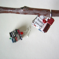 Glass Bead & Rescued Mailbox Paper Earrings - Thumbnail 4