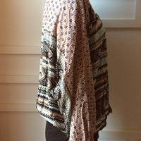 Loose Fit Aztec Print Top - Thumbnail 1