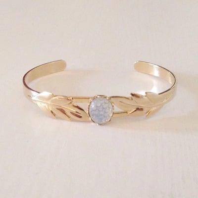 White "snakeskin" opal cuff