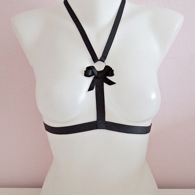 Black cutiepie harness