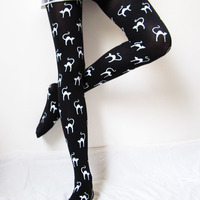 Walking a cat // painted cat pattern tights - Thumbnail 1