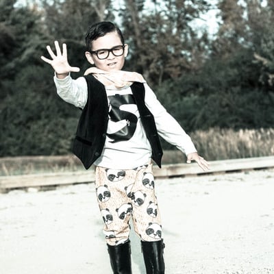 Birthday number t-shirt black & white new