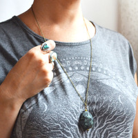 African Turquoise Necklace, Spring Jewelry Green Necklace for Her, Mother's Day Gift for Her, Chunky Stone Necklace Canadian Shop - Thumbnail 4