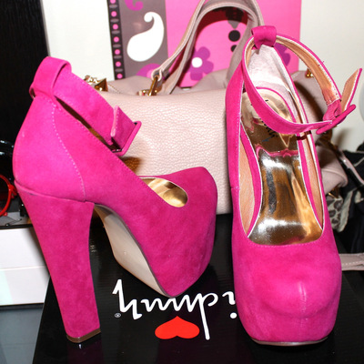 Luichiny eye doll heels