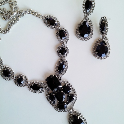 Classy black and silver necklace & earrings