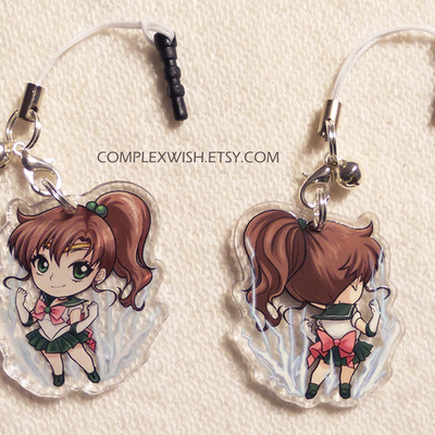 Reversible sailormoon charm - sailor jupiter