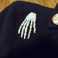 Creepy skeleton hand pin, brooch - Thumbnail 1