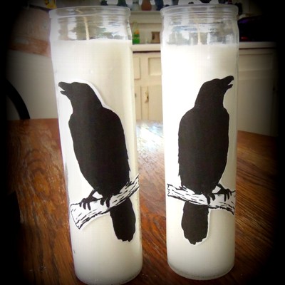 Raven candle
