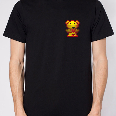 "pocket" pixel-bear / black