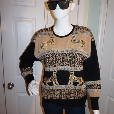 Vintage antionelle prev black/gold sweater size m-l