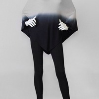 Hooded Ombré Poncho - Thumbnail 3